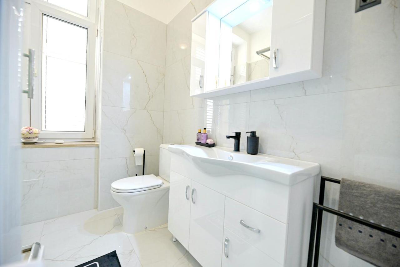 Luxury Laura Appartement *